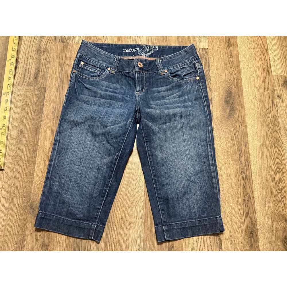 Refuge Denim Bermuda Shorts Womens 5 Blue Juniors Stretch Knee Length Excellent